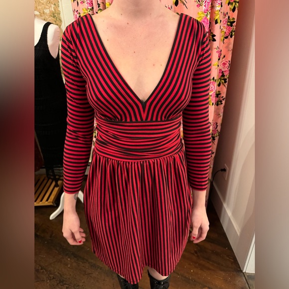 Betsey Johnson Striped Dress Y2K era - Picture 5 of 5